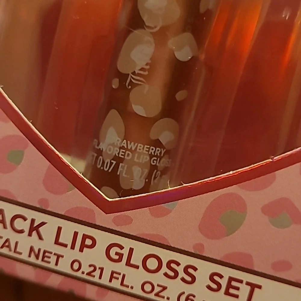 Juicy Couture Pink Leopard Lip Gloss Set